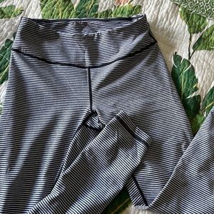 Zella stripe leggings. Black n white